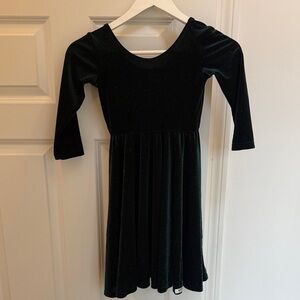 Fancy girls long sleeve green sparkly dress - Christmas holiday - size 7